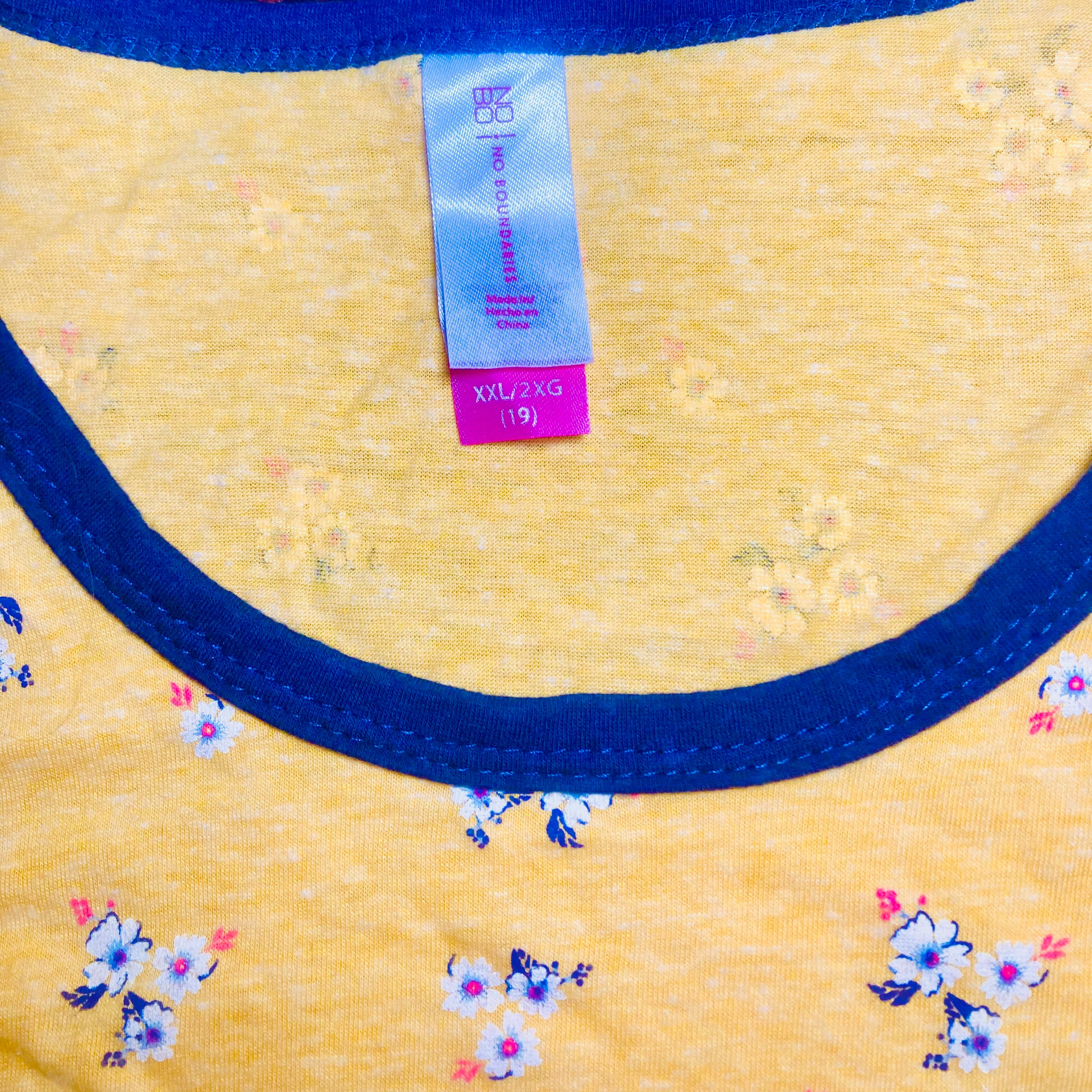 No Boundaries Yellow Floral Short Sleeve Top-Juniors 2XL