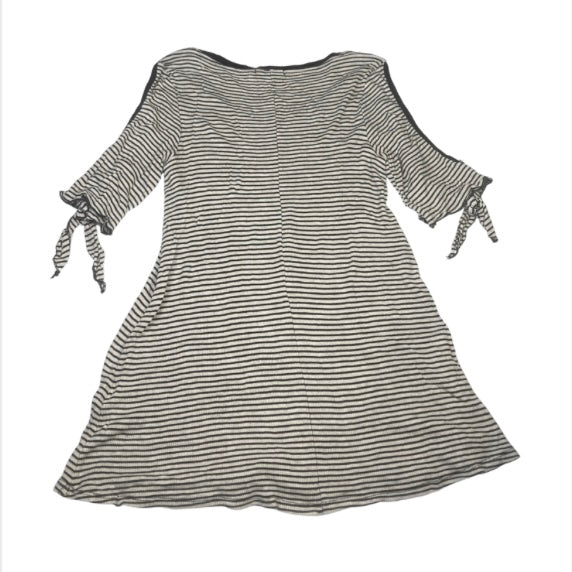 Maurices NWOT Black and White Striped Cold Shoulder Top M