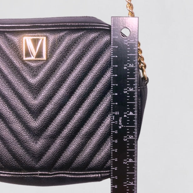 Victorias Secret Black Quilted Crossbody Bag Zip Closure Gold Chain Logo